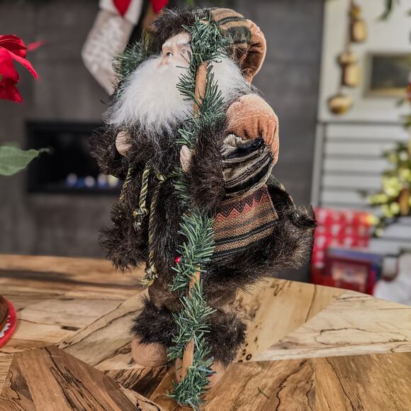 Rustic Old World Woodland Mountain Man Santa Tabletop Christmas Decor , 16”H - Picture 11 of 12
